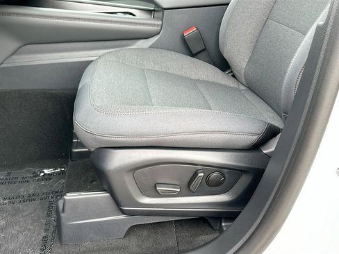 New 2026 Ford Explorer Active RWD image 14