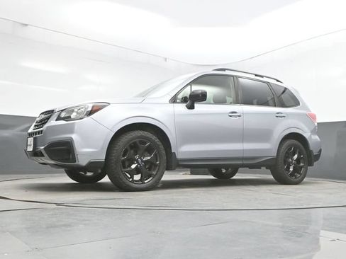 Used 2018 Subaru Forester 2.5i Premium AWD/4WD image 43