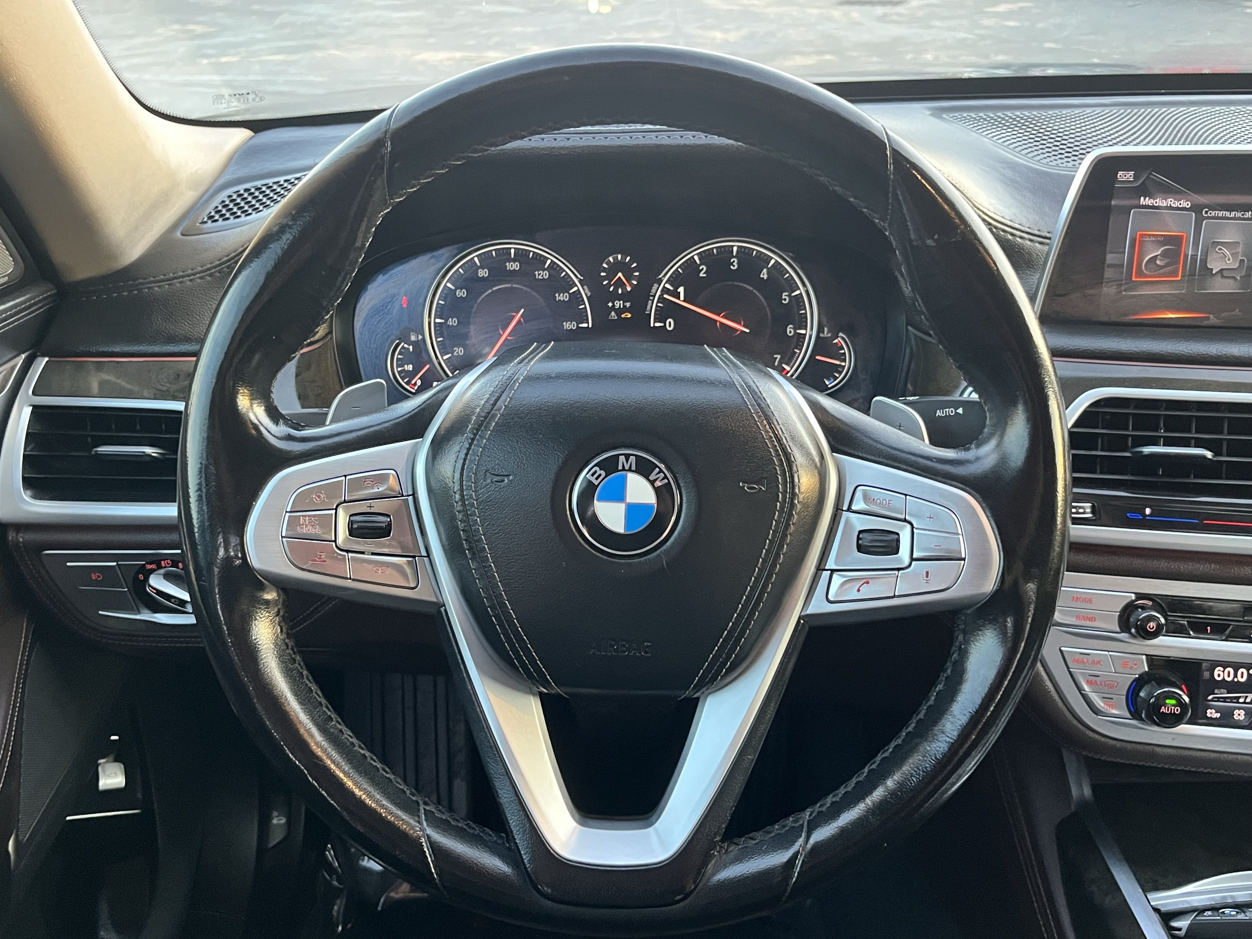 Used 2017 BMW 740i RWD image 21