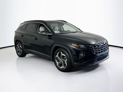 Used 2023 Hyundai Tucson Limited FWD image 3