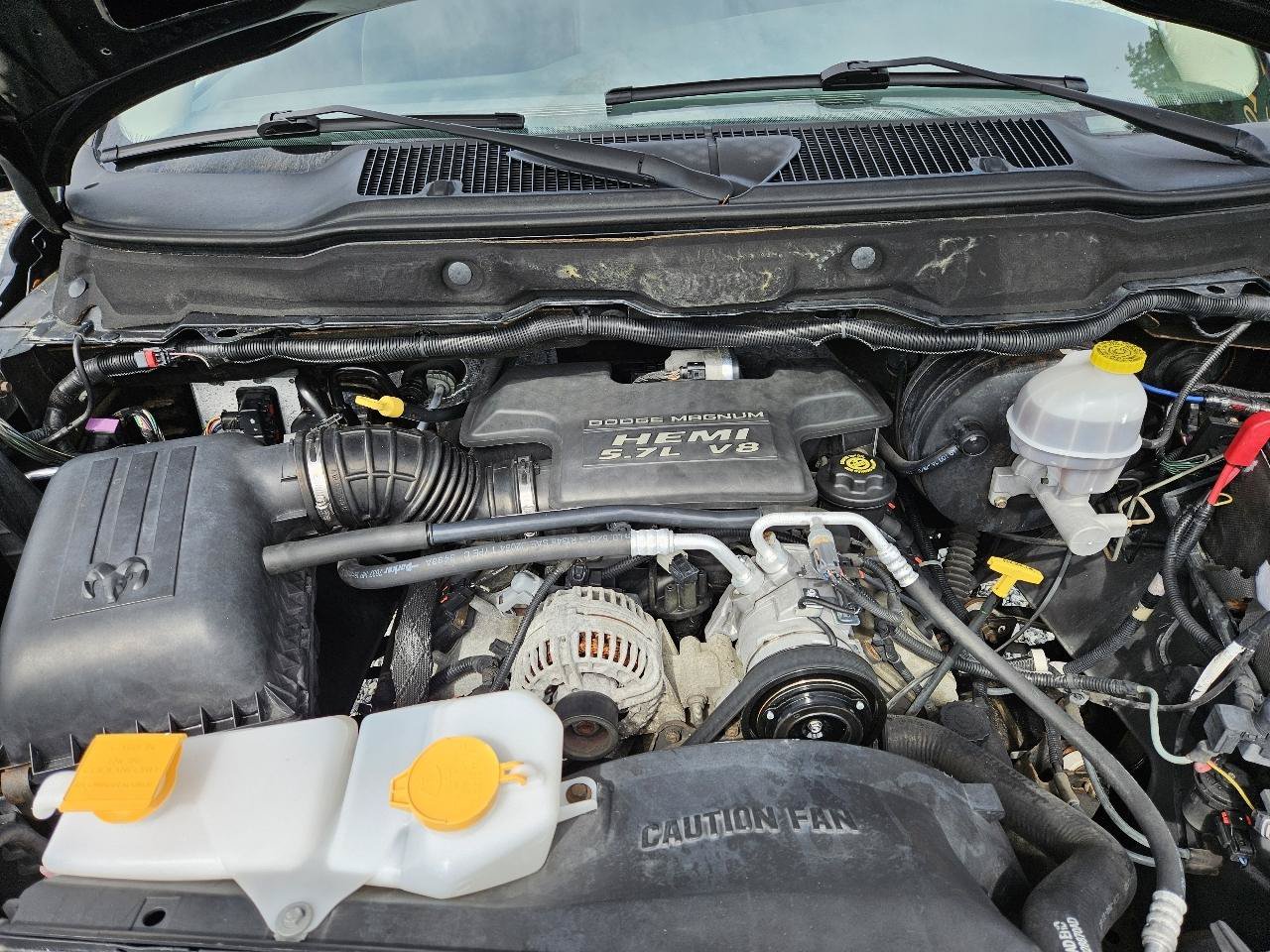 Used 2004 Dodge Ram 1500 Truck ST w/ ST Value Group RWD image 15