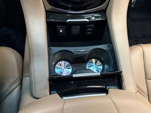 Used 2019 Cadillac Escalade Platinum w/ Escalade Sport Edition image 35