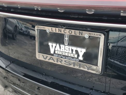 New 2026 Lincoln Nautilus Reserve w/ Jet Appearance Package image 35