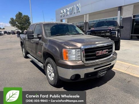 Used 2008 GMC Sierra 1500 SLE w/ Max Trailering Pack AWD/4WD image 2