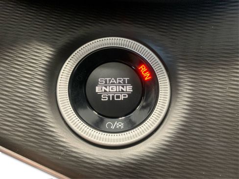 Used 2024 Jeep Grand Cherokee Altitude AWD/4WD image 29