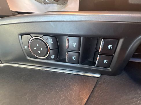 Used 2025 Ford F150 XLT w/ Equipment Group 301A Standard AWD/4WD image 15