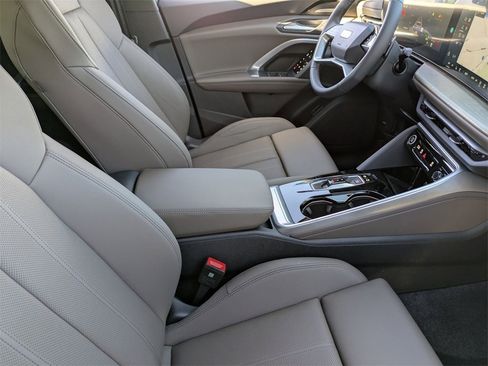 New 2025 Audi Q5 2.0T Premium Plus image 35