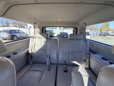 Used 2007 Chevrolet Suburban LT w/ LT Preferred Equipment Group image 51