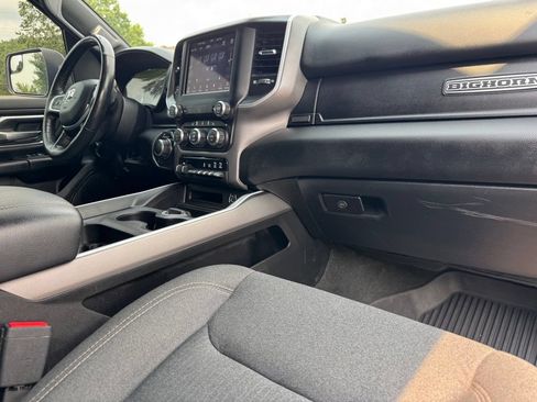Used 2020 RAM 1500 Big Horn AWD/4WD image 16