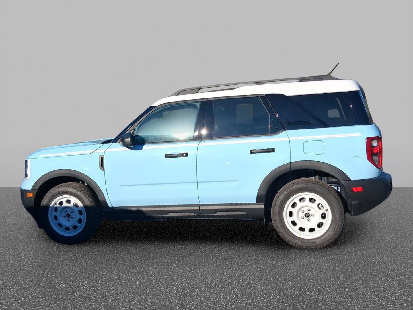 New 2026 Ford Bronco Sport Heritage w/ Convenience Package AWD/4WD image 8