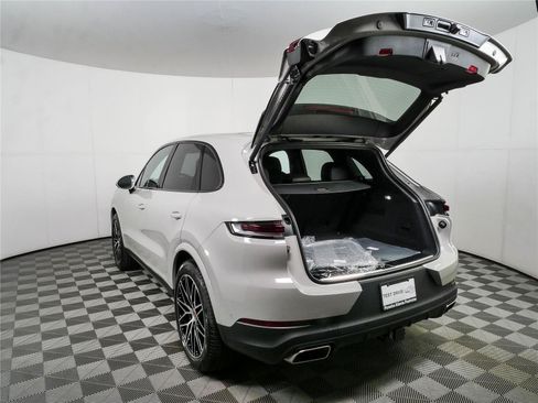 New 2026 Porsche Cayenne AWD/4WD image 34