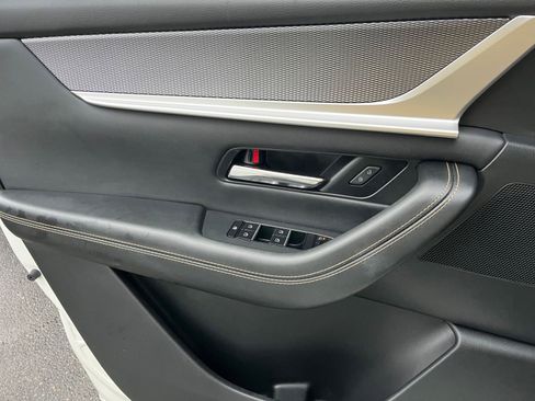 Used 2025 MAZDA CX-70 3.3 Turbo w/ Preferred Package image 20