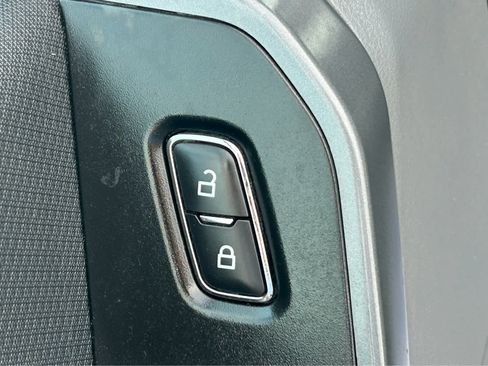 Used 2022 Ford F150 XLT image 17