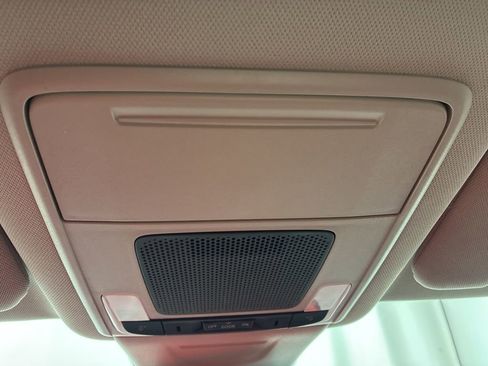 Used 2024 Honda CR-V LX image 19