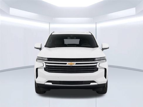 Used 2024 Chevrolet Tahoe LT w/ Luxury Package AWD/4WD image 6