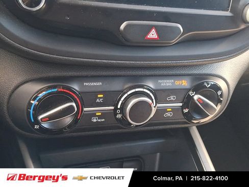 Used 2023 Kia Soul LX w/ Option Group 015 FWD image 18