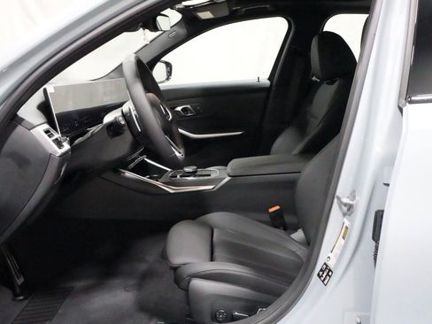 New 2026 BMW 330i xDrive Sedan AWD/4WD image 2