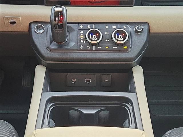 Certified 2024 Land Rover Defender 110 X-Dynamic SE AWD/4WD image 12