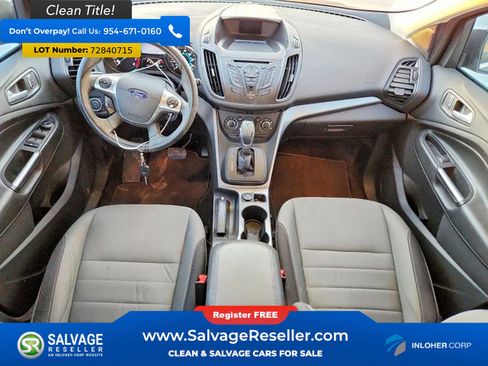 Used 2015 Ford Escape SE image 3