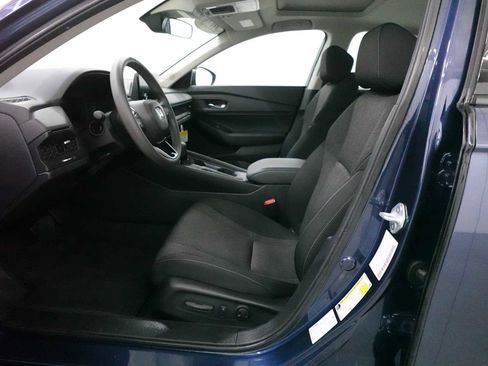 Used 2025 Honda Accord SE image 12