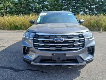 New 2025 Ford Explorer Active w/ Active Comfort Package