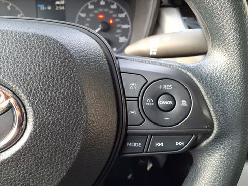 Certified 2023 Toyota Corolla LE image 15