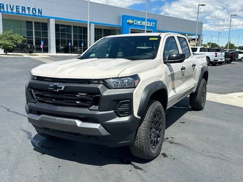 New 2026 Chevrolet Colorado Trail Boss AWD/4WD image 12