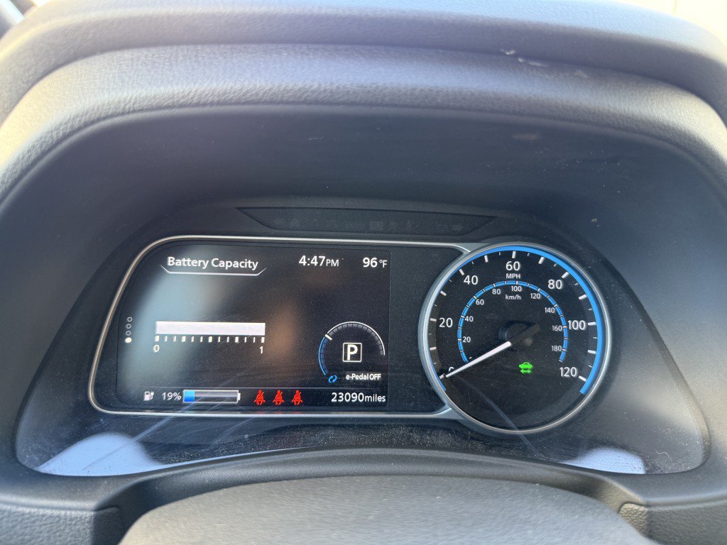 Used 2024 Nissan Leaf S FWD image 18