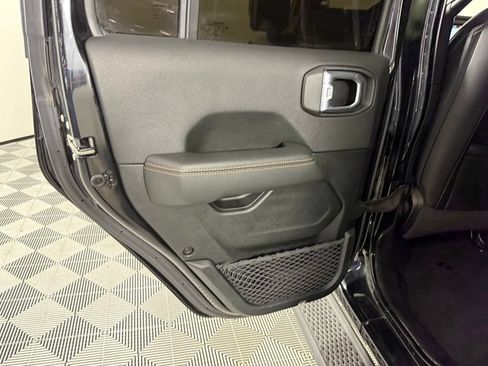 Used 2021 Jeep Wrangler Unlimited Sahara AWD/4WD image 26