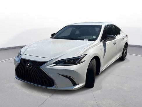 Used 2023 Lexus ES 350 w/ Premium Package FWD image 2