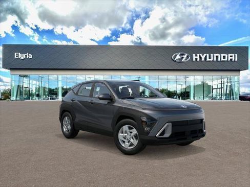 New 2026 Hyundai Kona SE FWD image 2