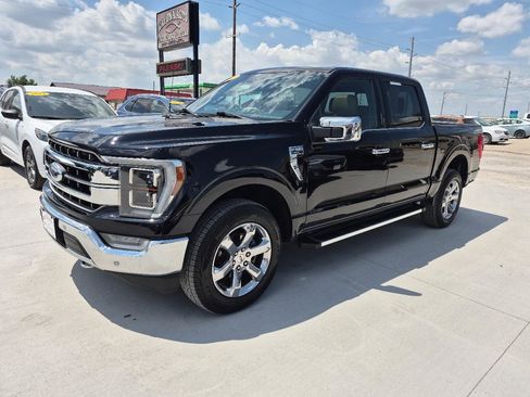 Used 2022 Ford F150 Lariat w/ Equipment Group 502A High AWD/4WD image 2