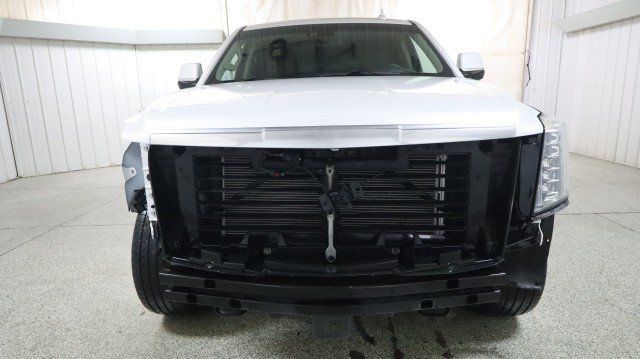 Used 2017 Cadillac Escalade Premium Luxury AWD/4WD image 7