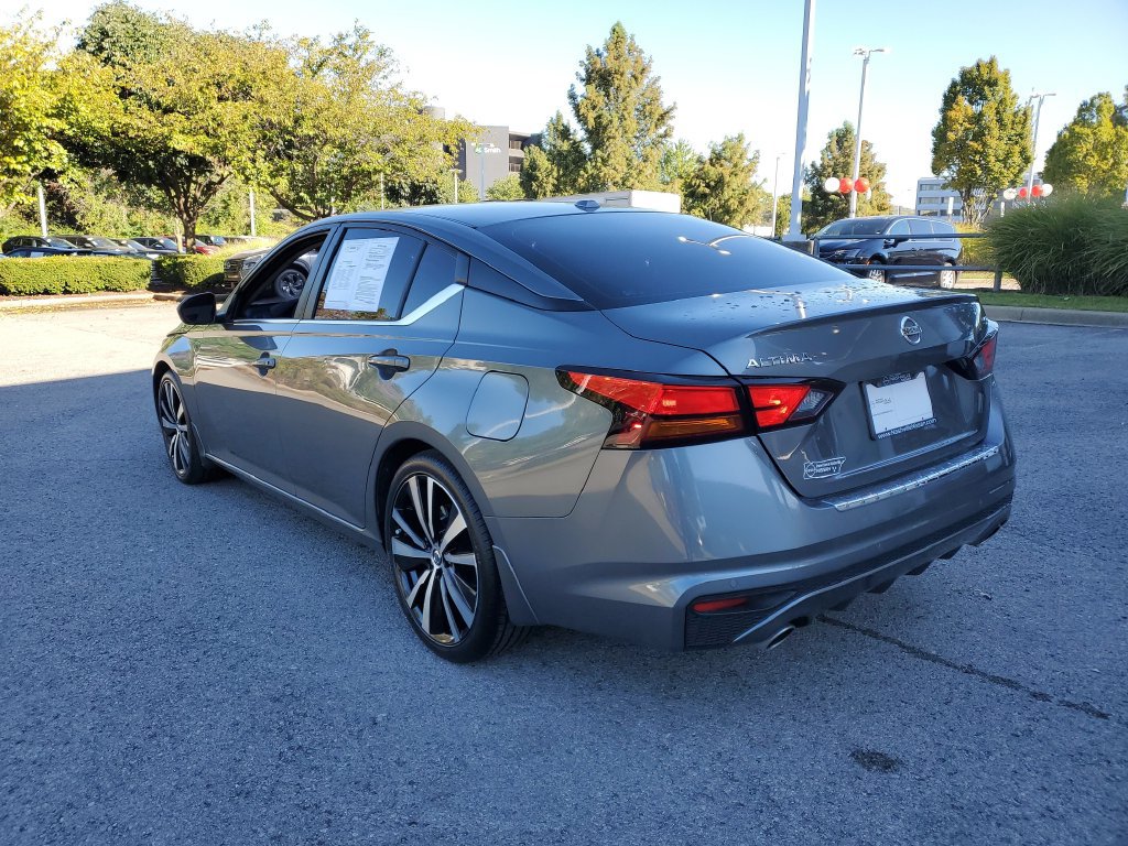 Certified 2021 Nissan Altima 2.5 SR FWD image 3