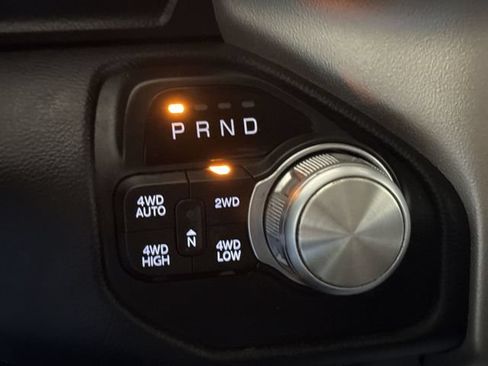 Used 2019 RAM 1500 Laramie w/ Trailer Tow Group AWD/4WD image 17