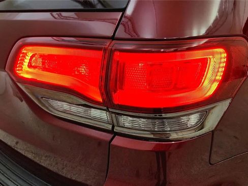 Used 2016 Jeep Grand Cherokee High Altitude image 15