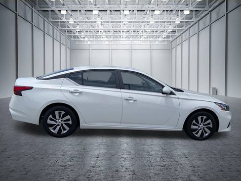 Used 2020 Nissan Altima 2.5 S FWD image 7