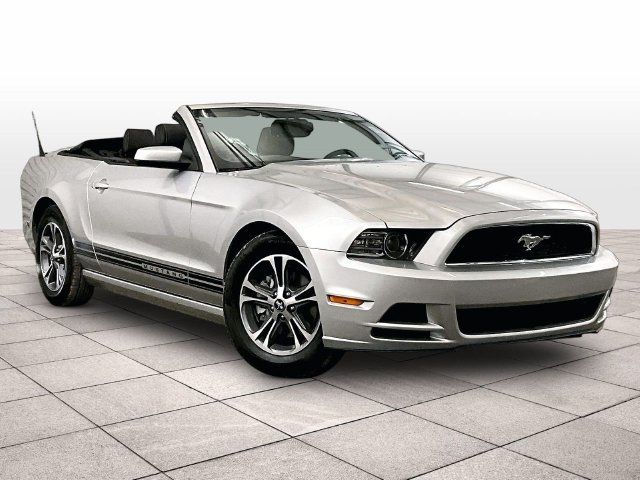 Used 2014 Ford Mustang Premium w/ Comfort Package RWD image 3