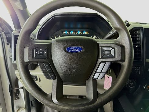 Used 2017 Ford F150 XL w/ Equipment Group 101A Mid AWD/4WD image 15