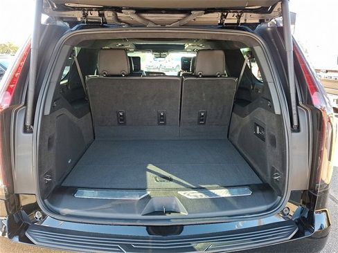 Certified 2024 Cadillac Escalade ESV Sport Platinum image 27