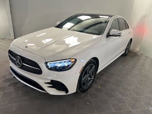 Used 2023 Mercedes-Benz E 350 4MATIC Sedan image 2