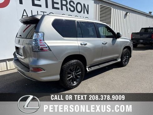 Used 2023 Lexus GX 460 Premium w/ Premium Package AWD/4WD image 4