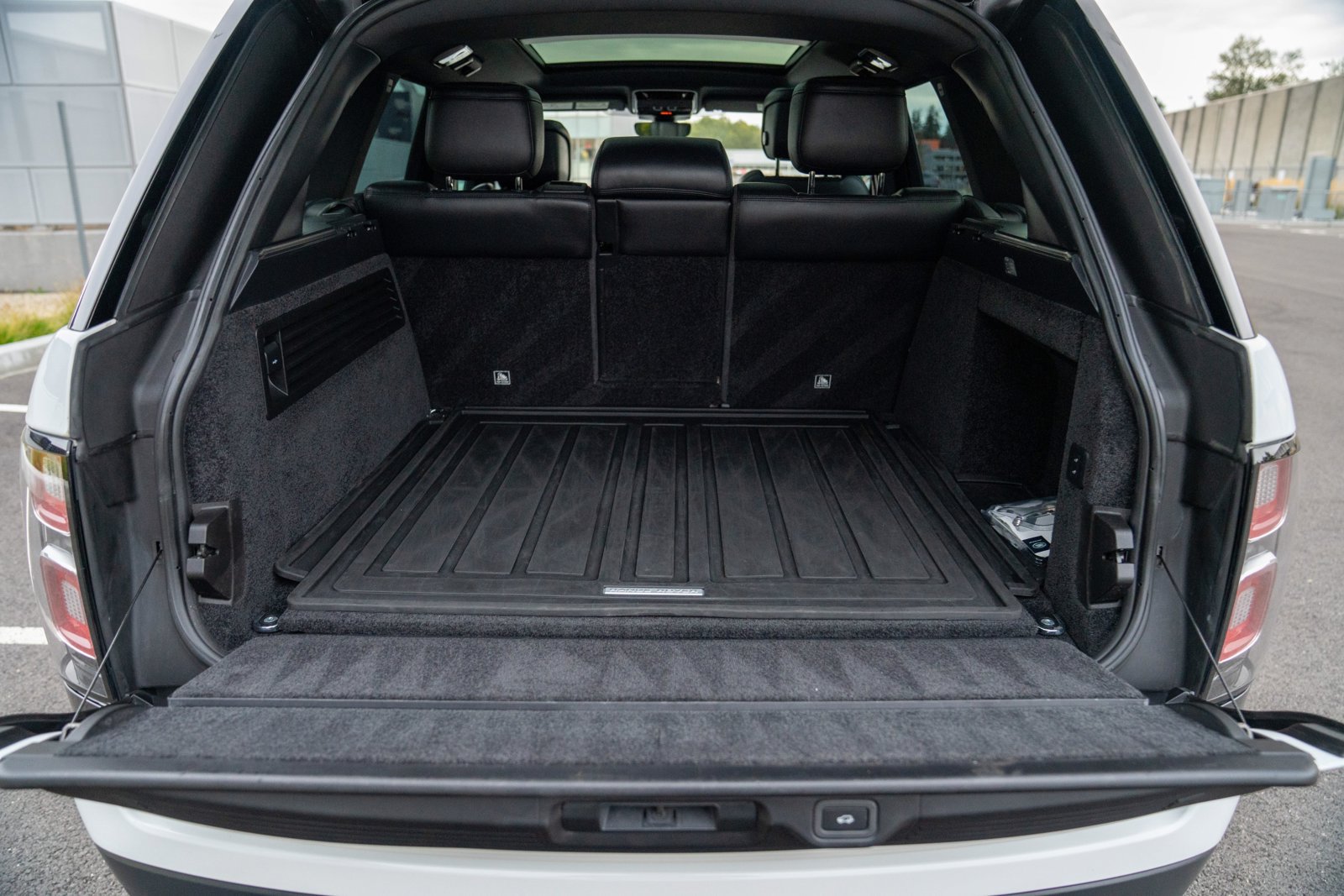 Used 2019 Land Rover Range Rover AWD/4WD image 27