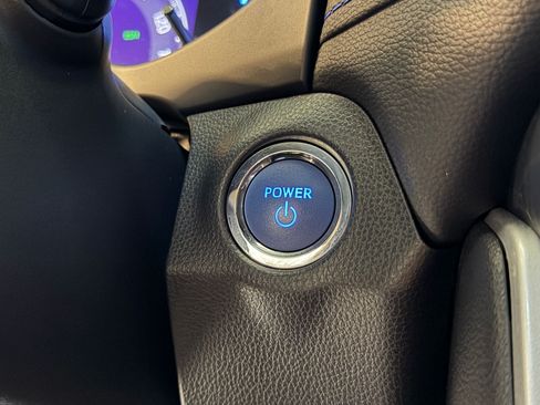 Used 2022 Toyota RAV4 XSE AWD/4WD image 35