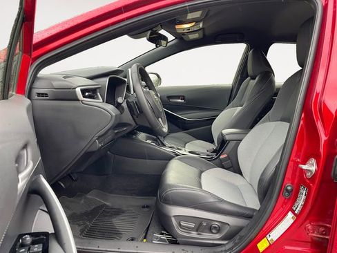 Used 2022 Toyota Corolla XSE image 9