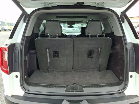 Certified 2021 GMC Acadia SLT w/ Preferred Package AWD/4WD image 31