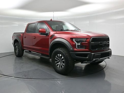 Certified 2019 Ford F150 Raptor w/ Equipment Group 802A Luxury image 57