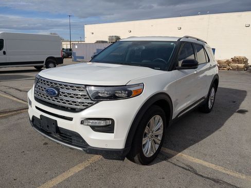 Used 2022 Ford Explorer Limited image 10