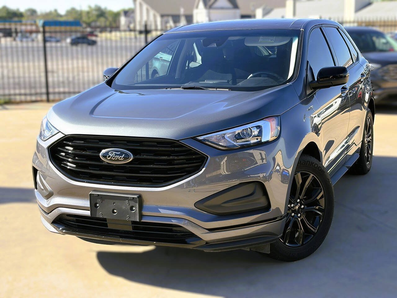Used 2023 Ford Edge SE w/ Black Appearance Package AWD/4WD image 1