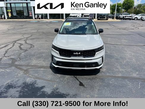 Certified 2023 Kia Sorento SX FWD image 5